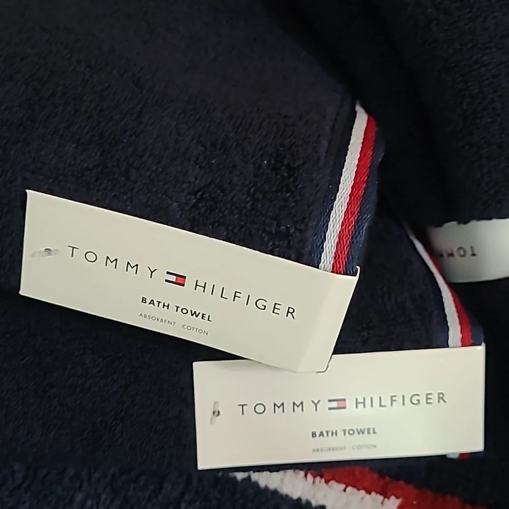 Tommy Hilfiger Bath Towel Set
